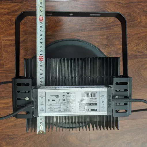 Đèn pha bãi đỗ xe 200W Bảo hành 3 năm - PCC - Ảnh 7