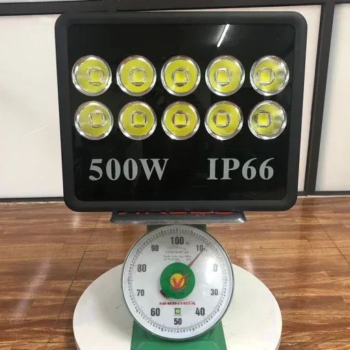 Đèn led sân bóng