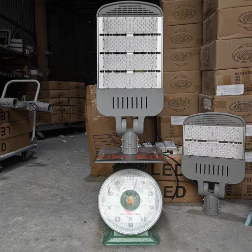 Đèn đường khu đô thị 200W Thương hiệu uy tín tại Việt Nam - D14 - Ảnh 9