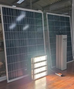 Đèn LED Sân Bóng Đá Năng Lượng Mặt Trời Tại Hà Nội